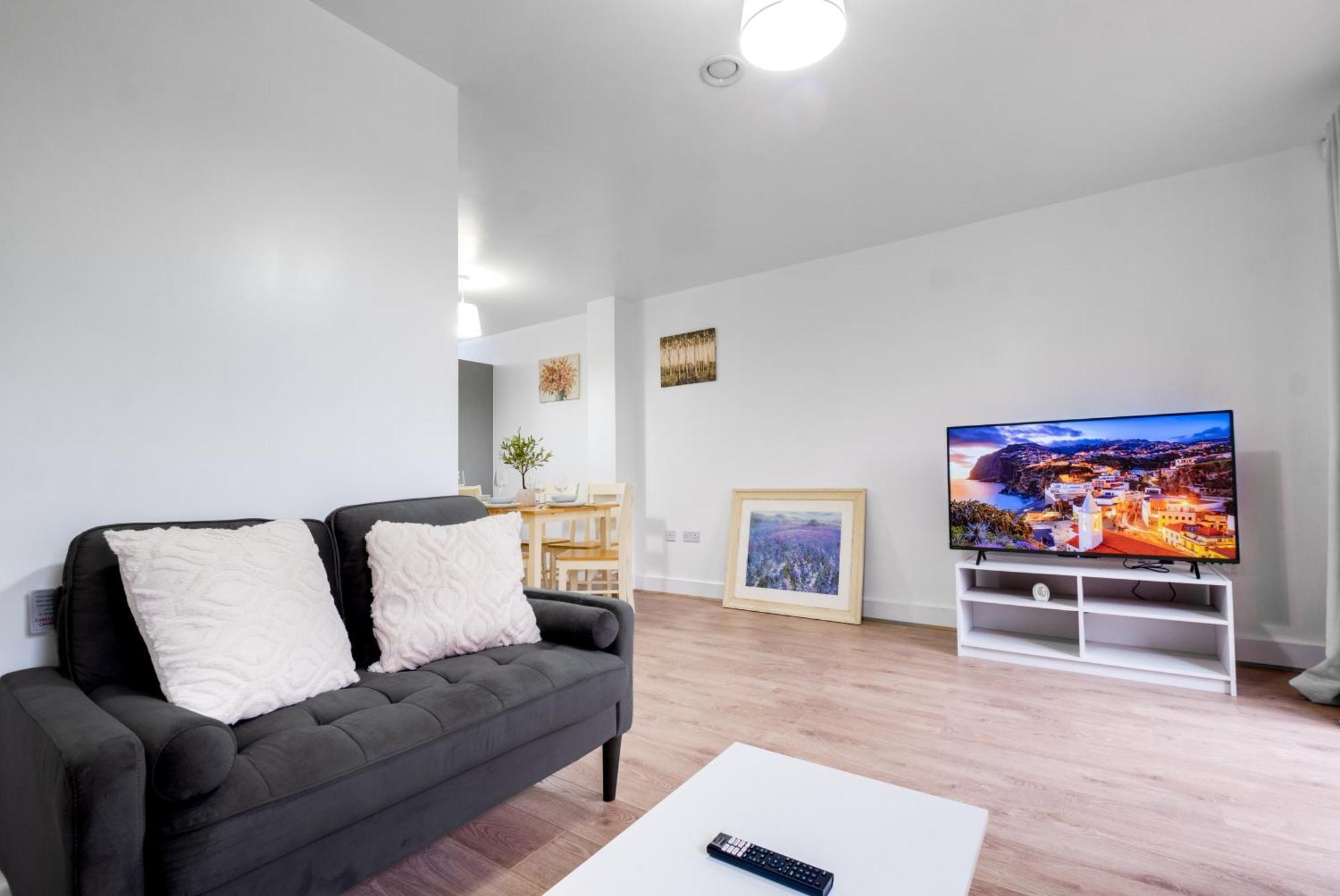Comfy Home-windrush Grove