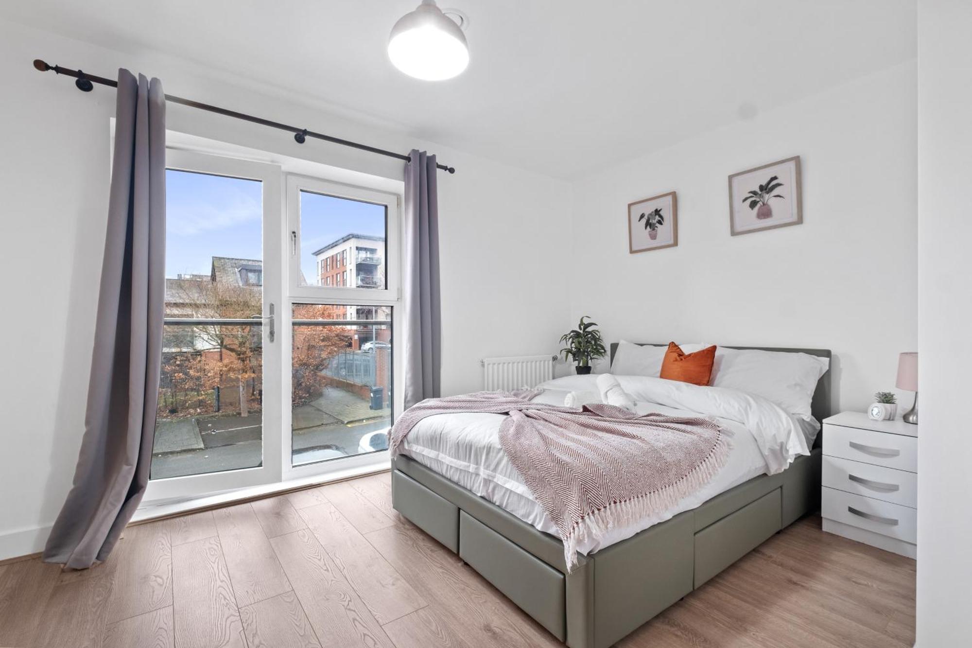 Holiday home Comfy Home-windrush Grove