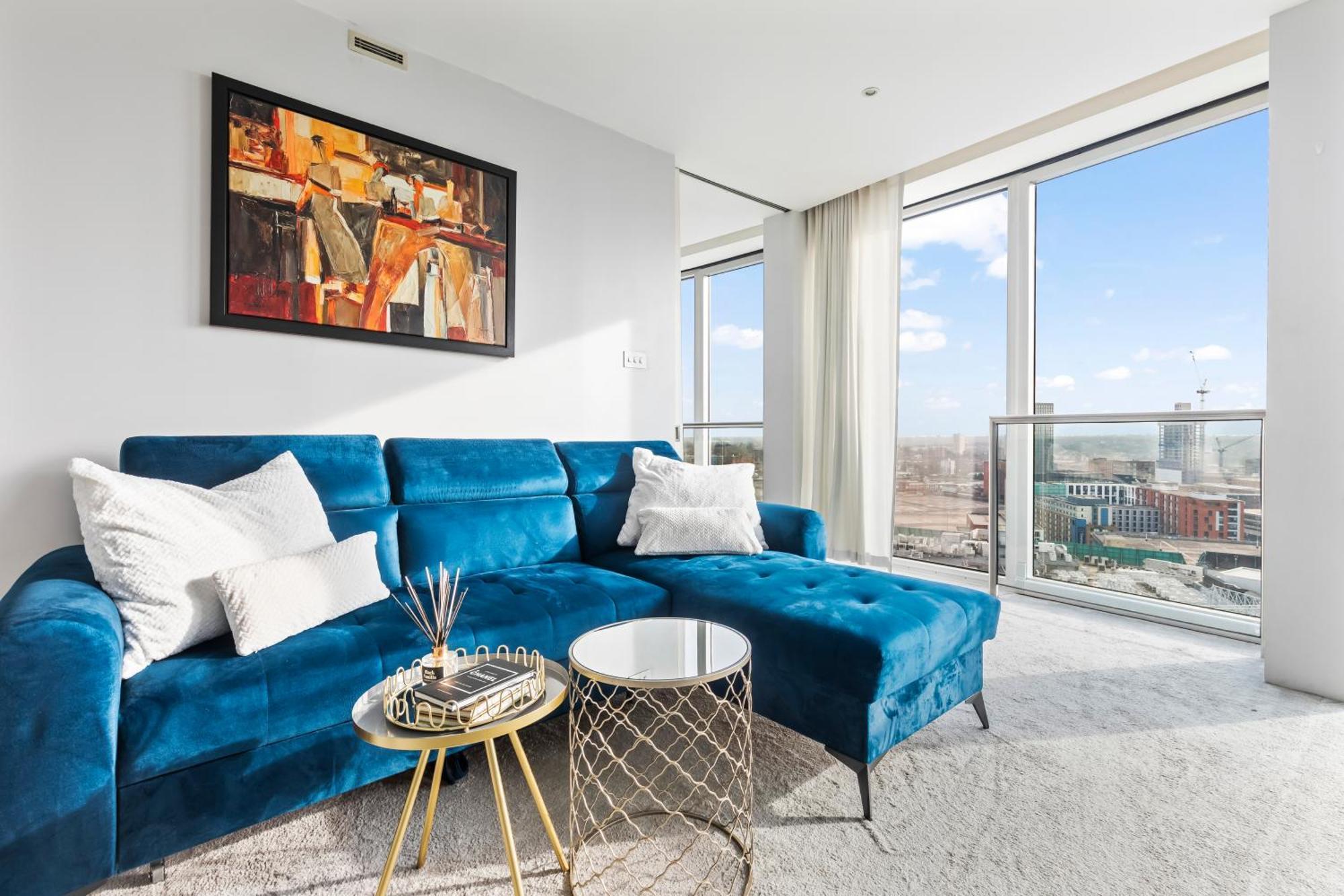 Centre, Views, Parking, Sleeps 4, Long Offers Apartment Birmingham