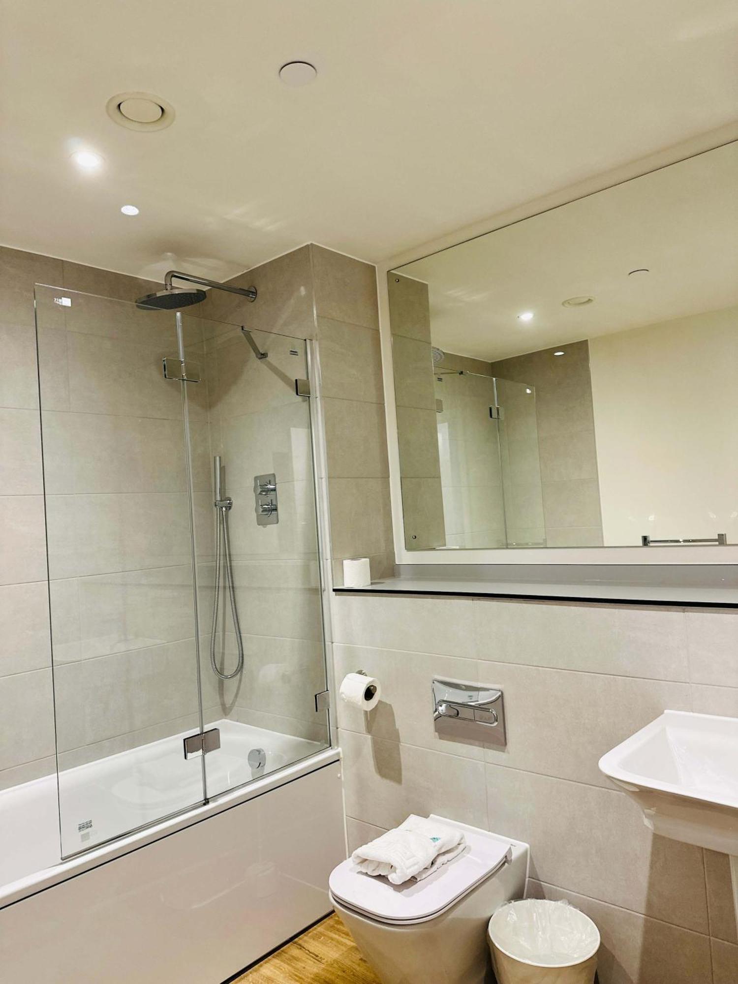 Apartment Stunning Birmingham1 Bedroom Birmingham