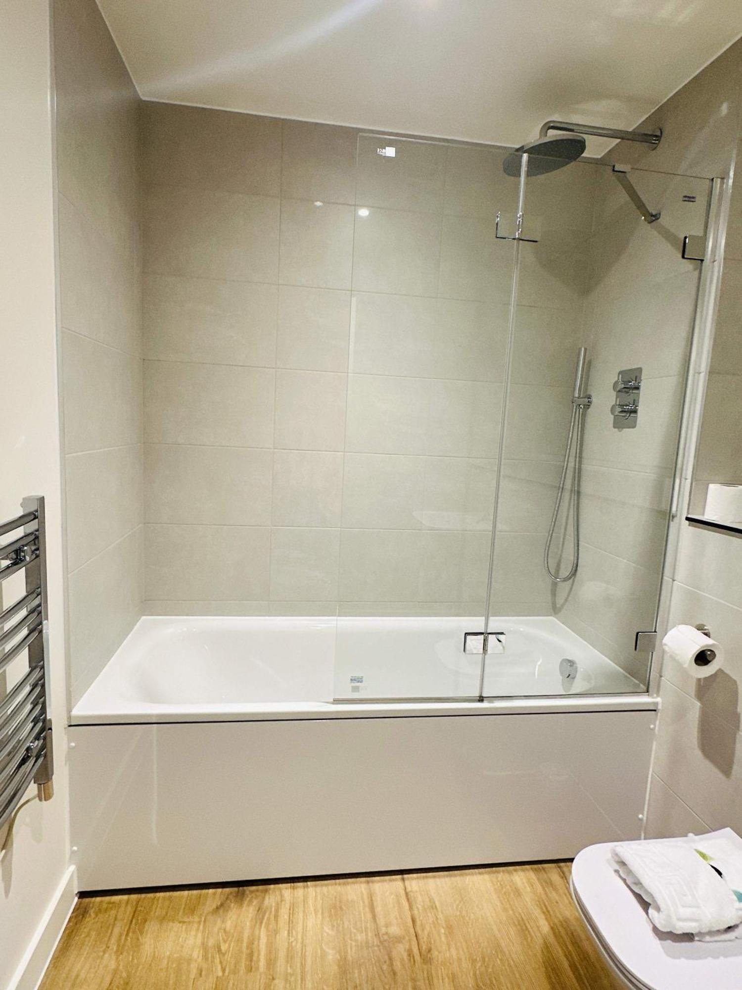 Stunning Birmingham1 Bedroom *