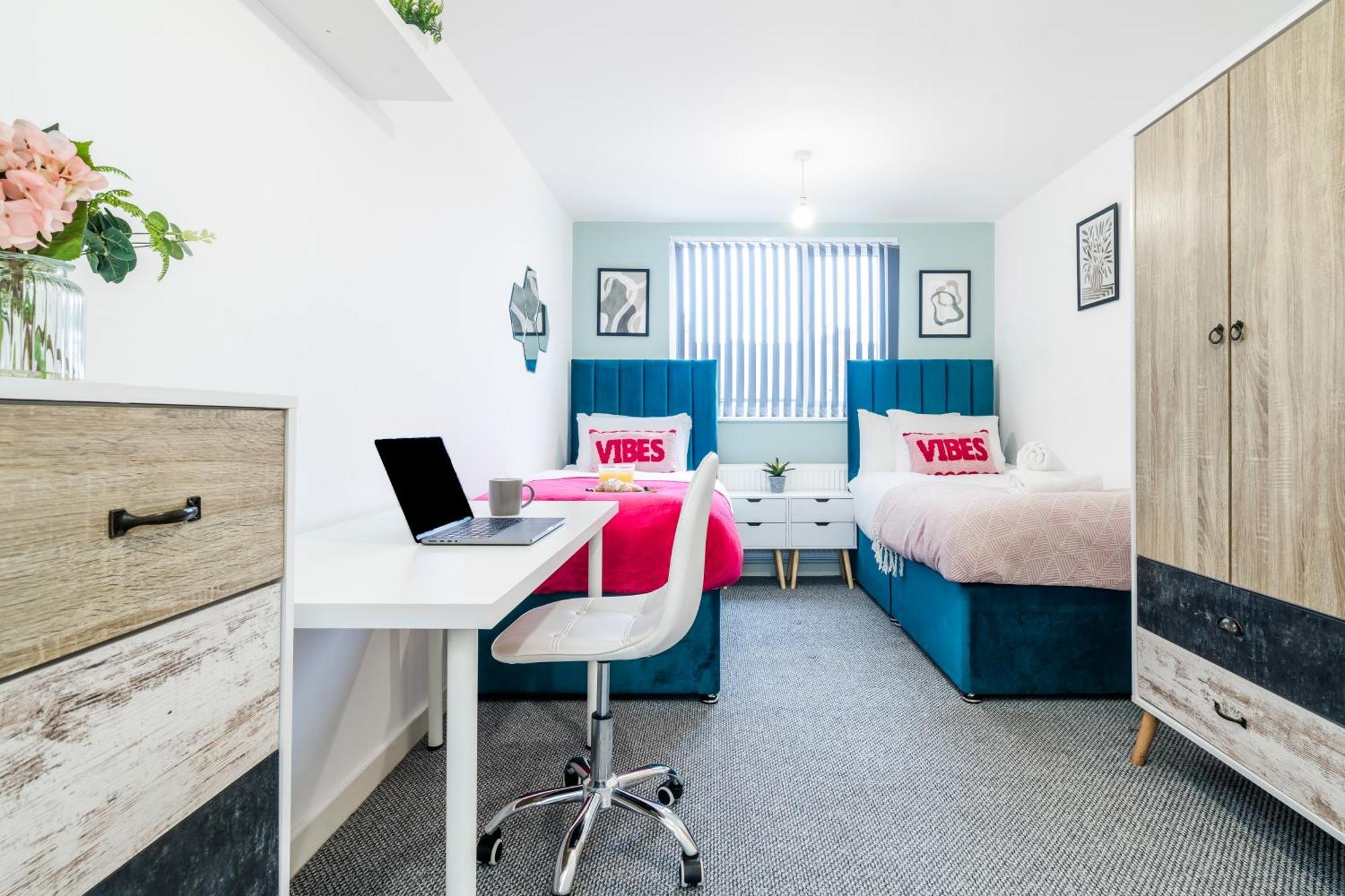 Wiggen Street Town House Sleeps 4-7 Guests 3 Bathroom Free Parking Birmingham