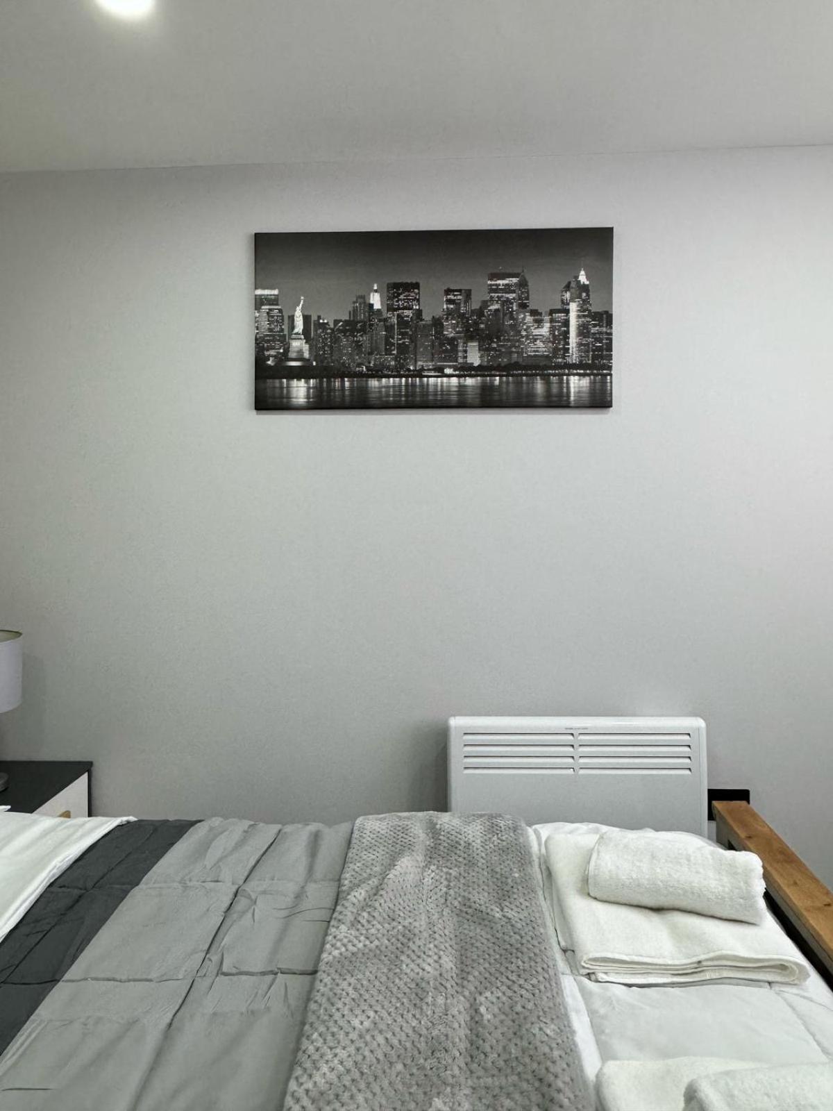 Stylish In Westbrom Apartment *