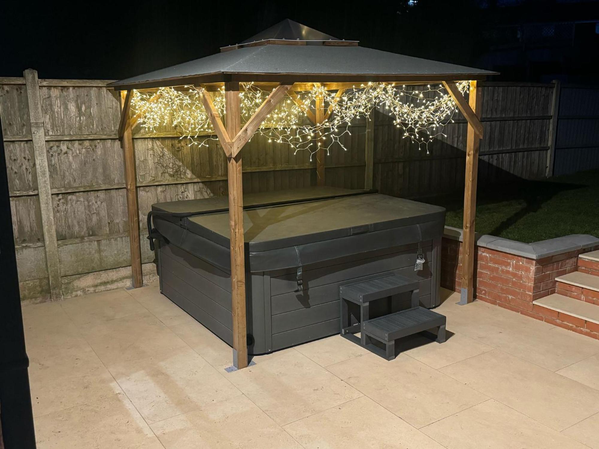 Luxury 3bed Hot Tub And Sauna Facilities Amazing Location Villa *