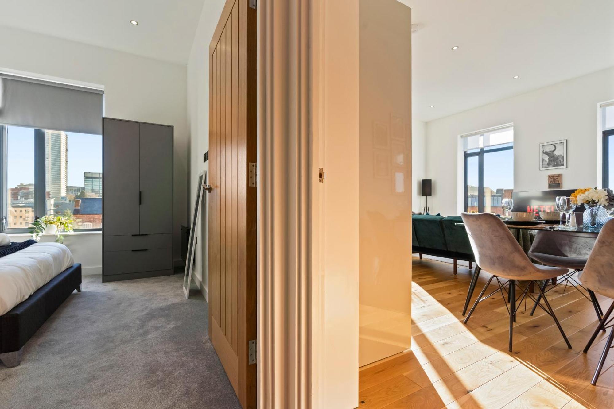 Forest Glades Apartment *