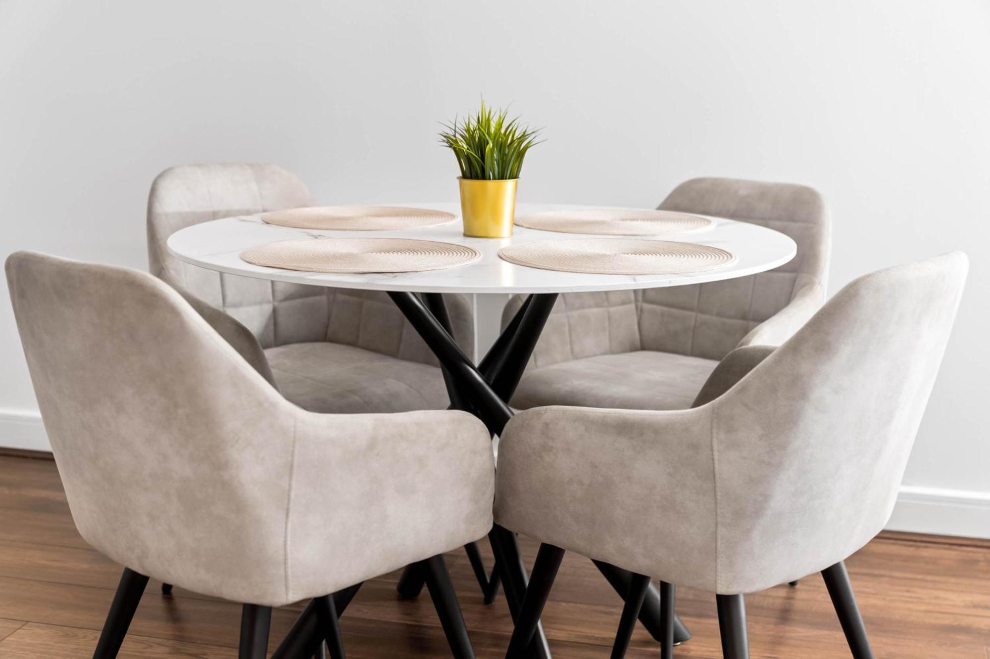 Stylish 2 Bedroom Apartment - City Centre - Free Netflix 404R