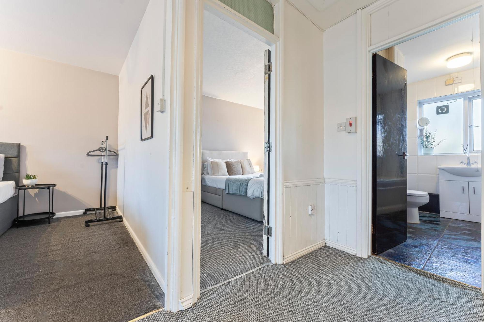 Apartment Spacious 3-br Sleeps 8
