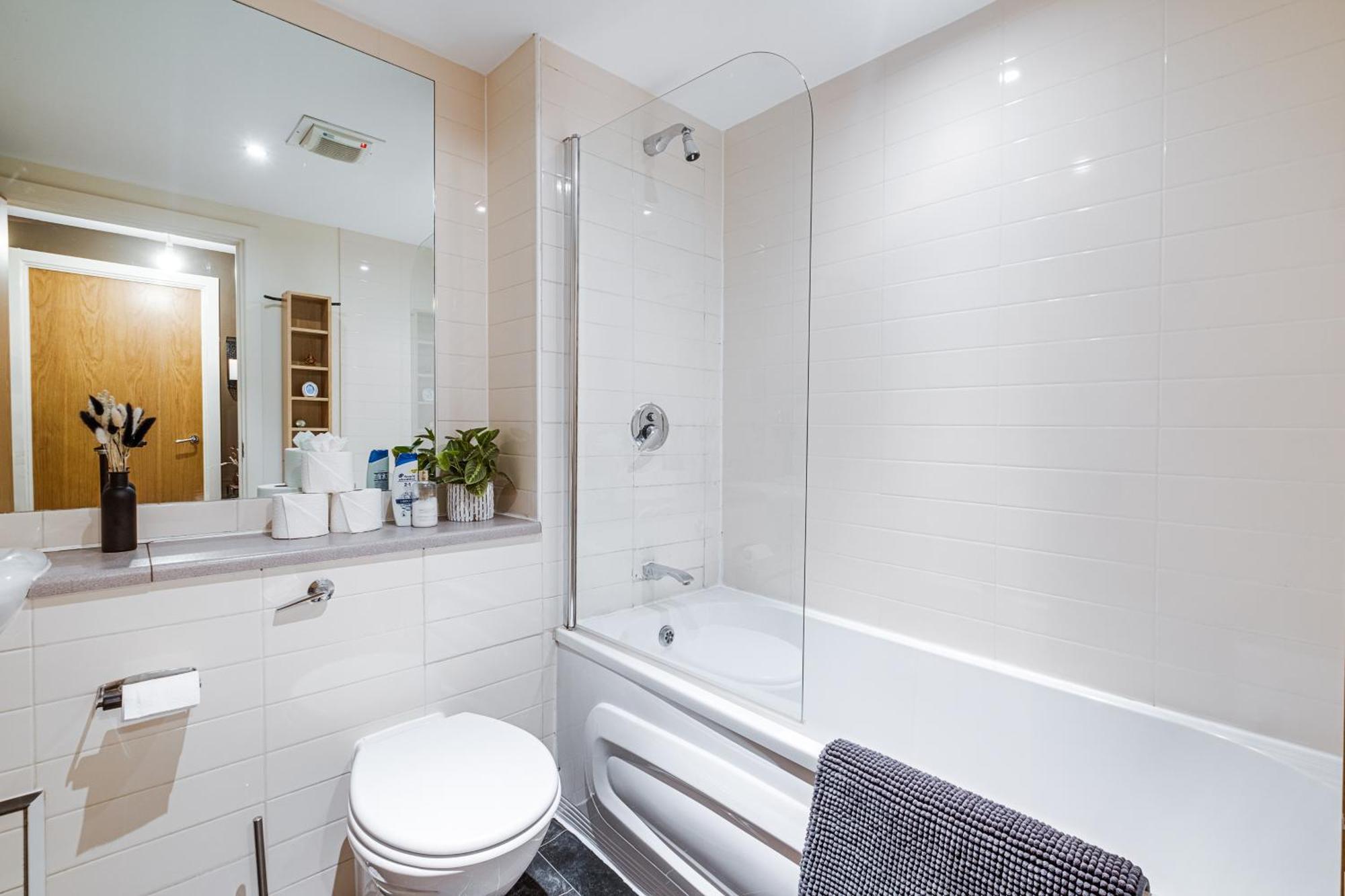 Apartment Thai 28 Nights With Pool Table And Freepark