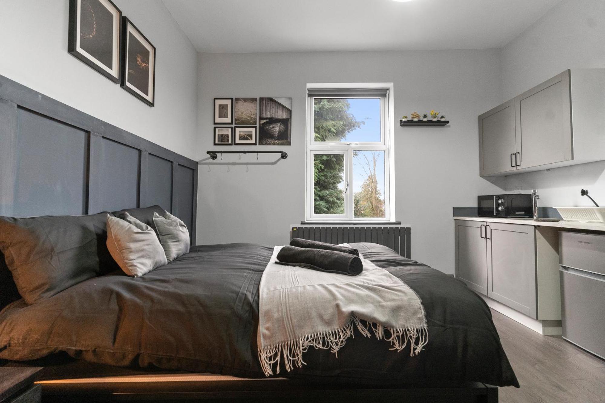 Lovely Moseley Studio- 4 Birmingham