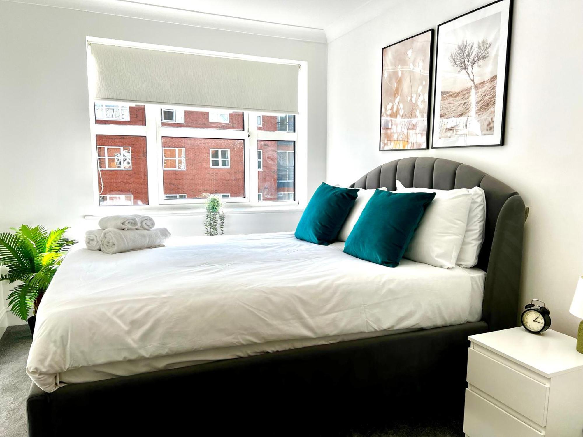 Centre Escape - Stylish And Serene 1br Apartment *