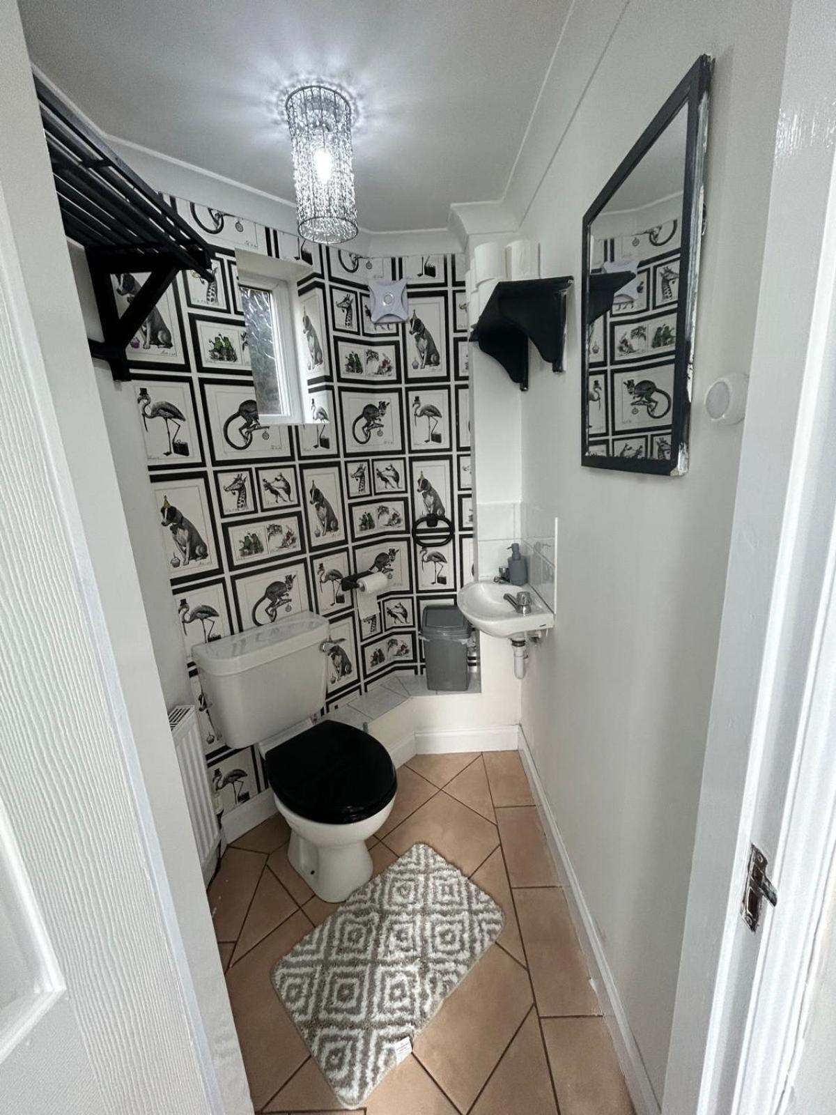 Quiet Double Near Queen Elizabeth Hospital And * Birmingham
