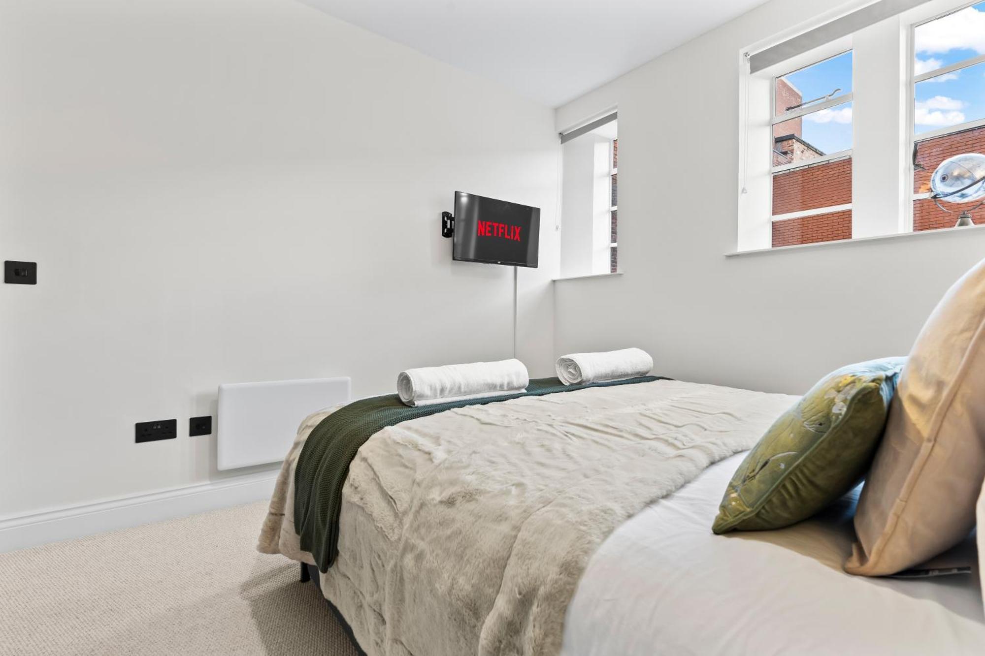 Apartment Picturesque Grade Ii Tourists Contractors Families *