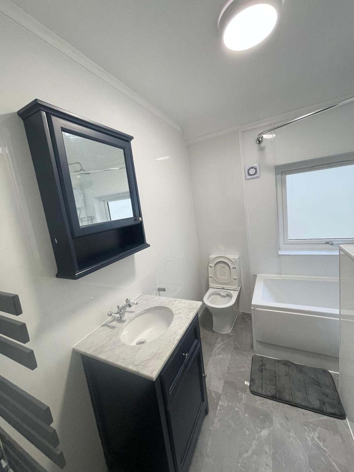 Apartment Luxury 2 Bed House And Pool Table In Harborne Birmingham