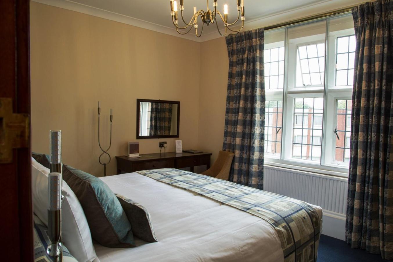 Western Plough And Harrow Hotel Birmingham