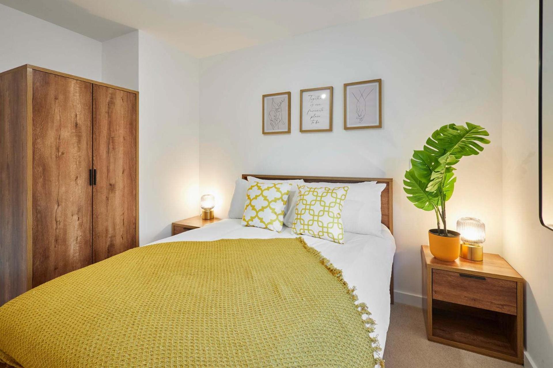 Apartment Host & - Lockside House Birmingham