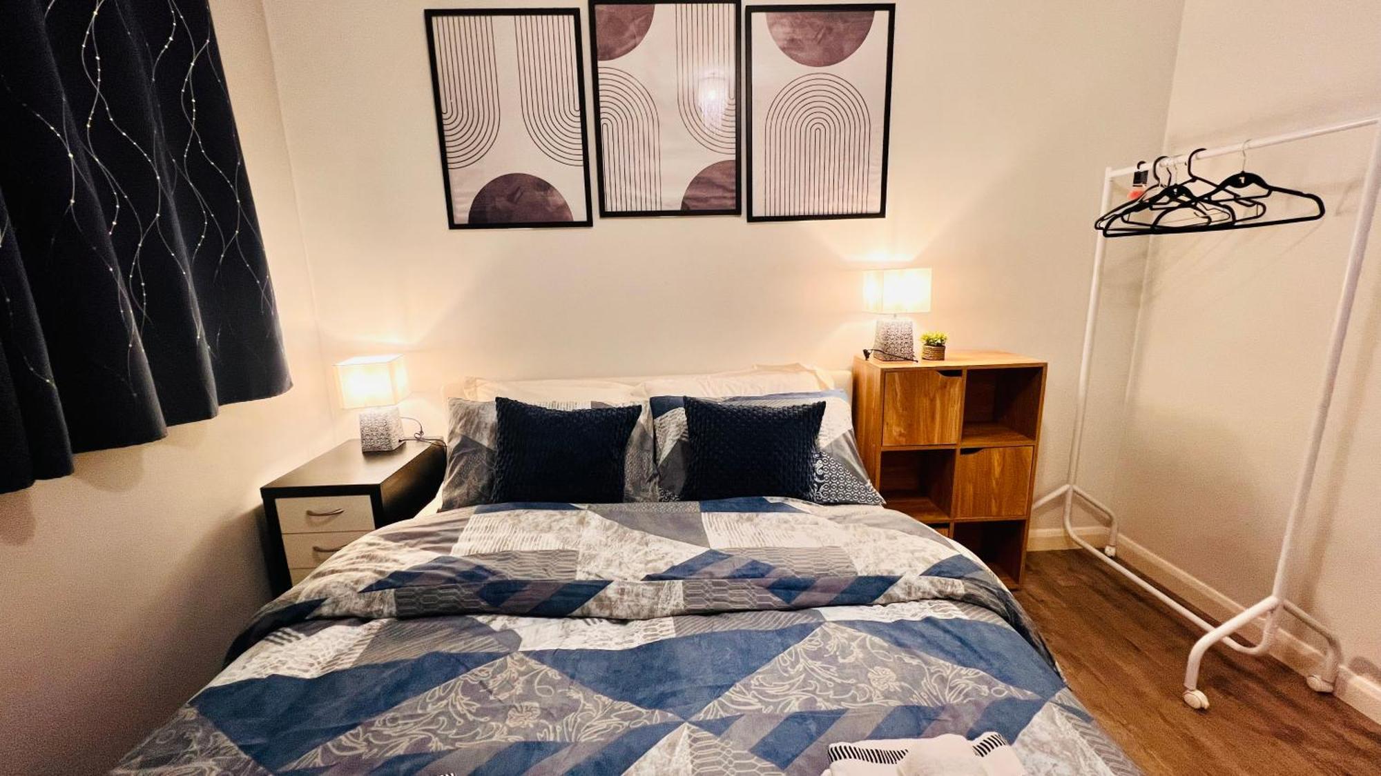 Apartment Entire 2br Centre Skyline With Parking