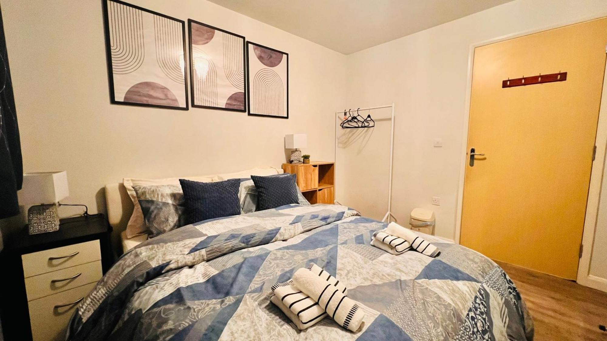 Apartment Entire 2br Centre Skyline With Parking Birmingham