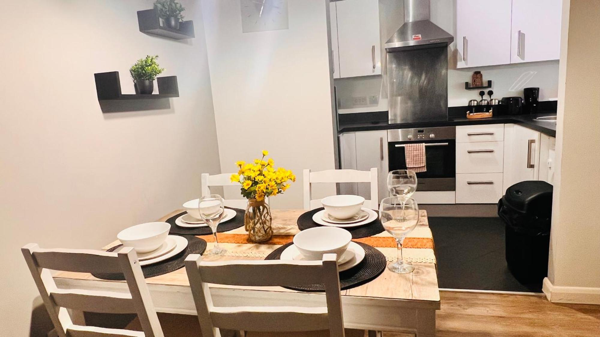 Apartment Entire 2br Centre Skyline With Parking Birmingham