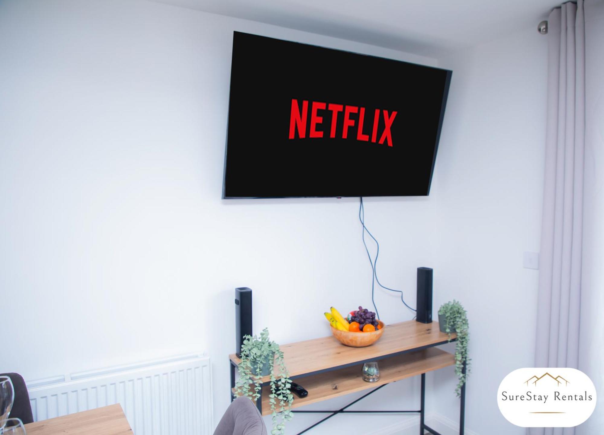Holiday home 5 Bed House Wifi Centre Free Parking