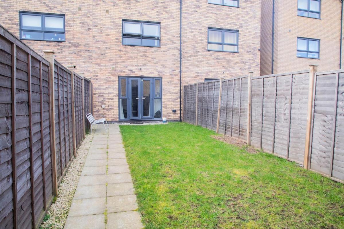 5 Bed House Wifi Centre Free Parking