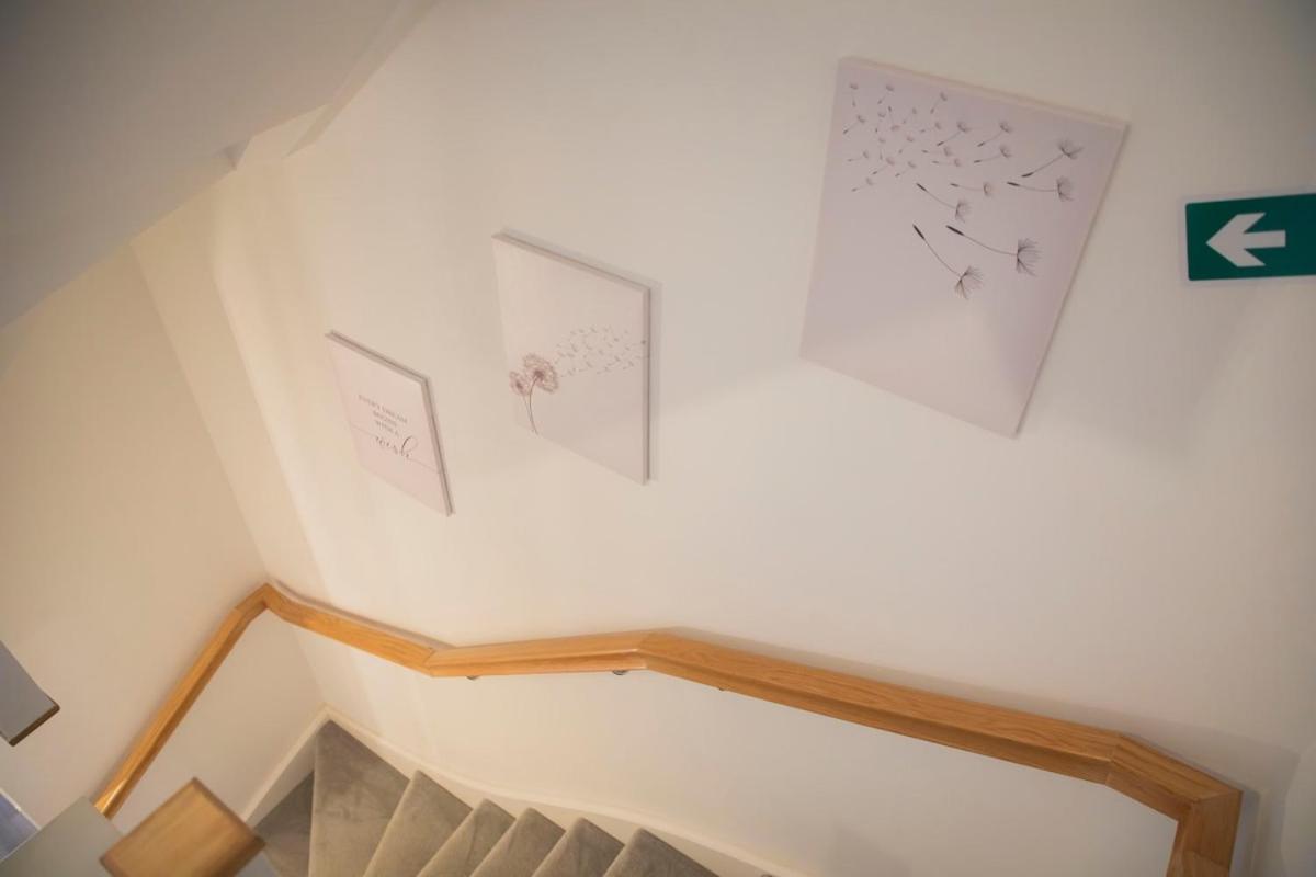 5 Bed House Wifi Centre Free Parking *