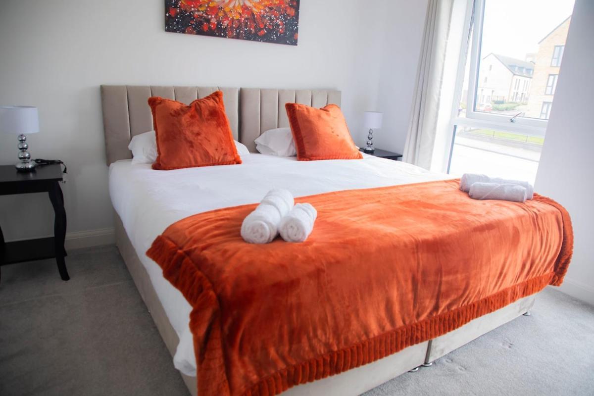 Holiday home 5 Bed House Wifi Centre Free Parking