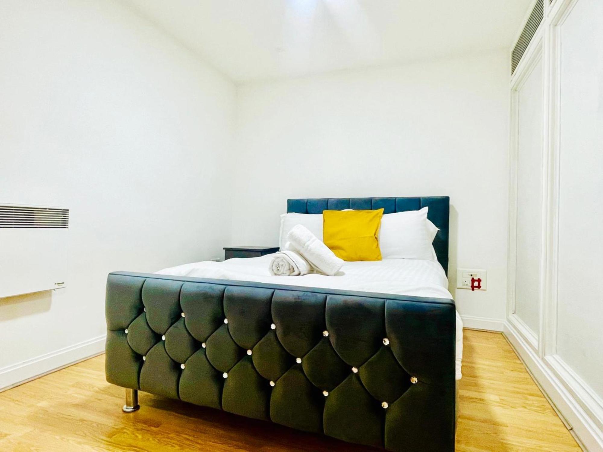 Skyline Bullring Walking Distance * Birmingham