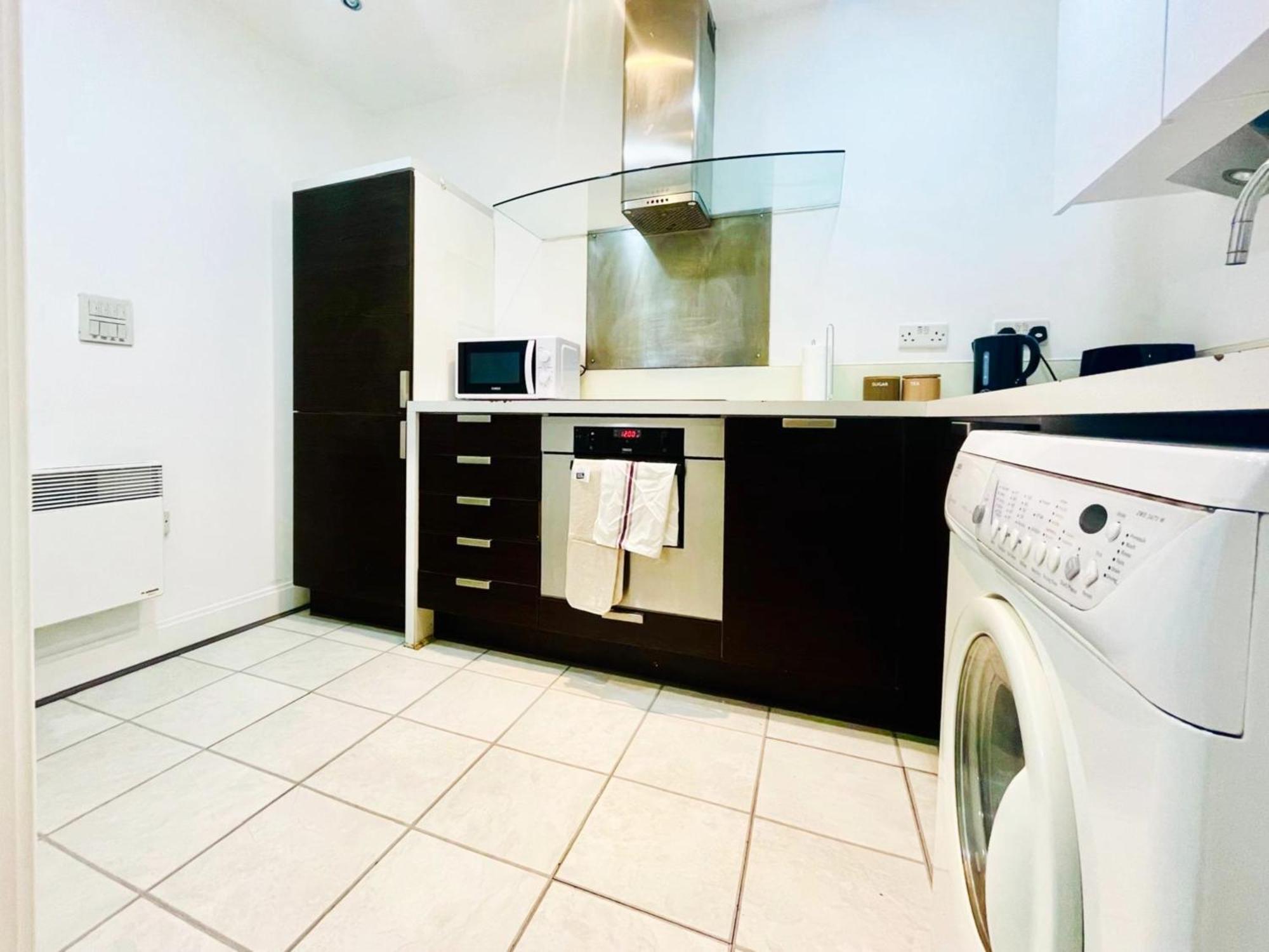 Skyline Bullring Walking Distance Apartment