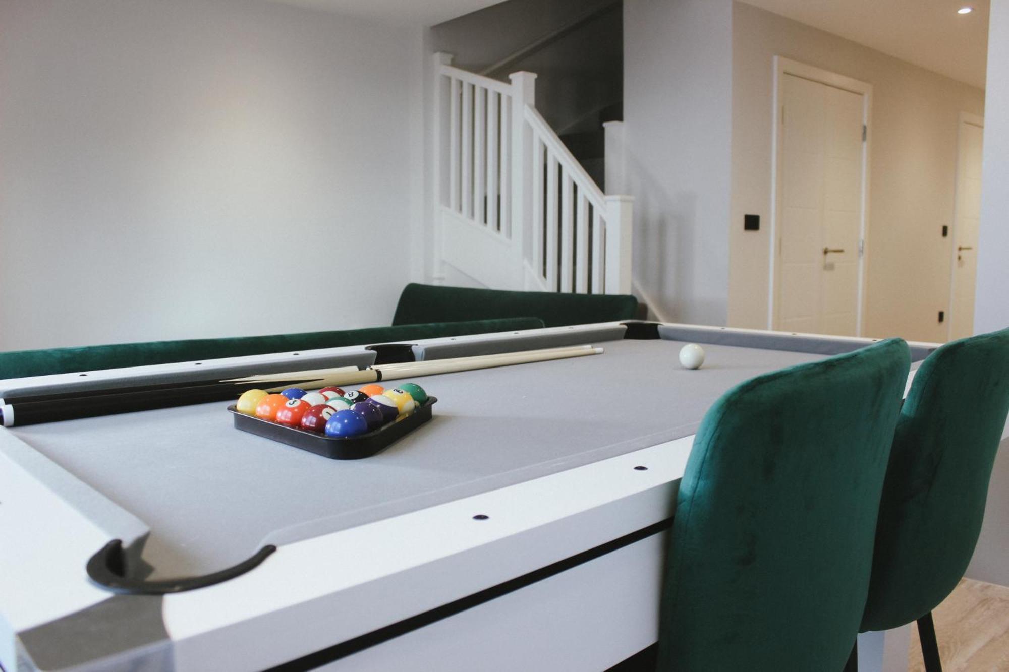 New 2 Floor Duplex With Pool Table & Sky Terrace