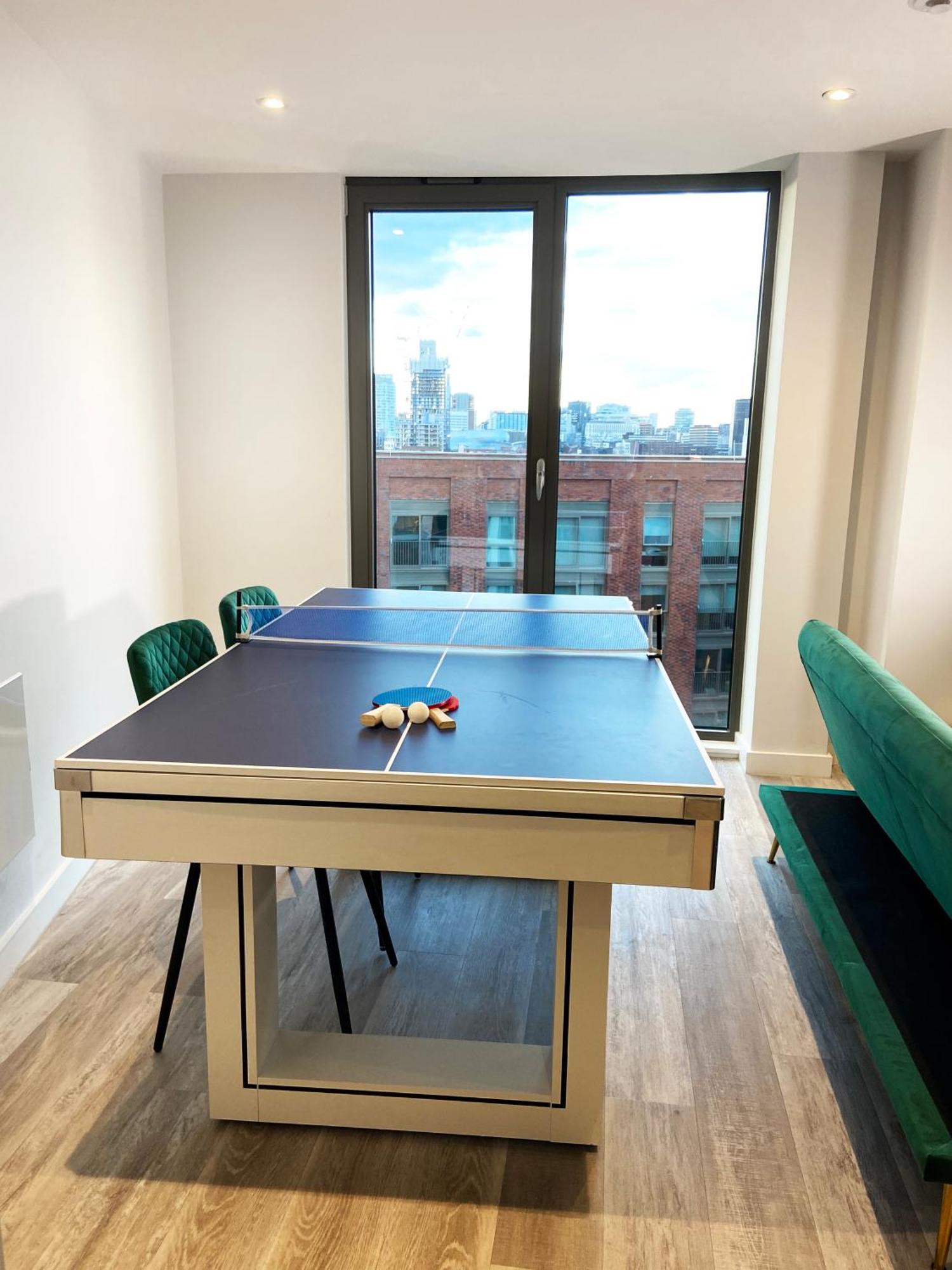 New 2 Floor Duplex With Pool Table & Sky Terrace *