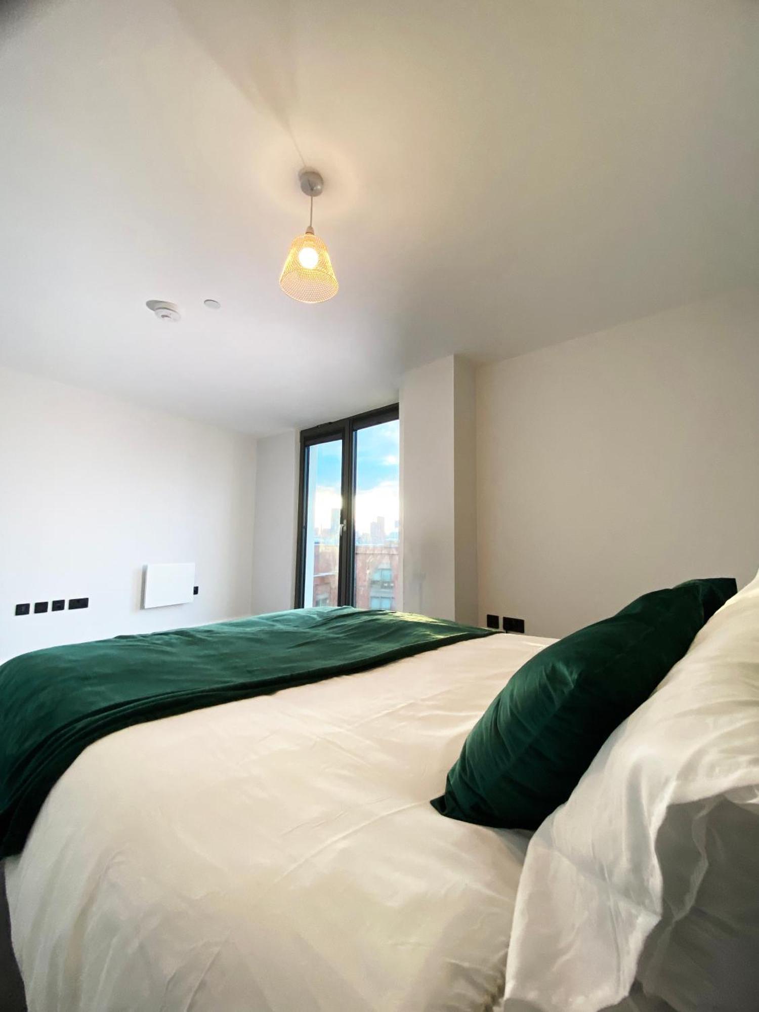 Apartment New 2 Floor Duplex With Pool Table & Sky Terrace *