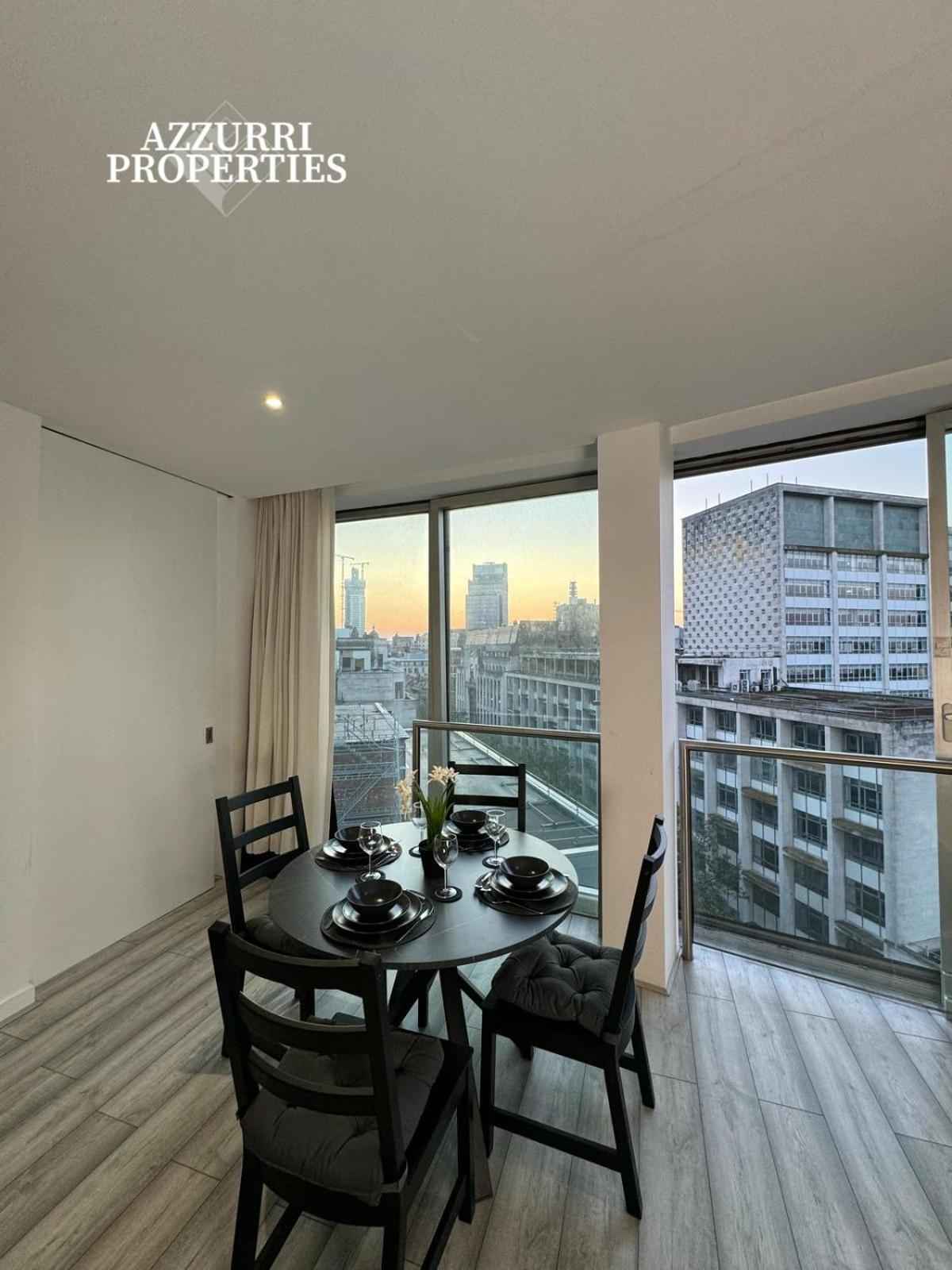 Spacious 2 Bedroom - Less Than 5-minutes Walk To Tram And Transit Station