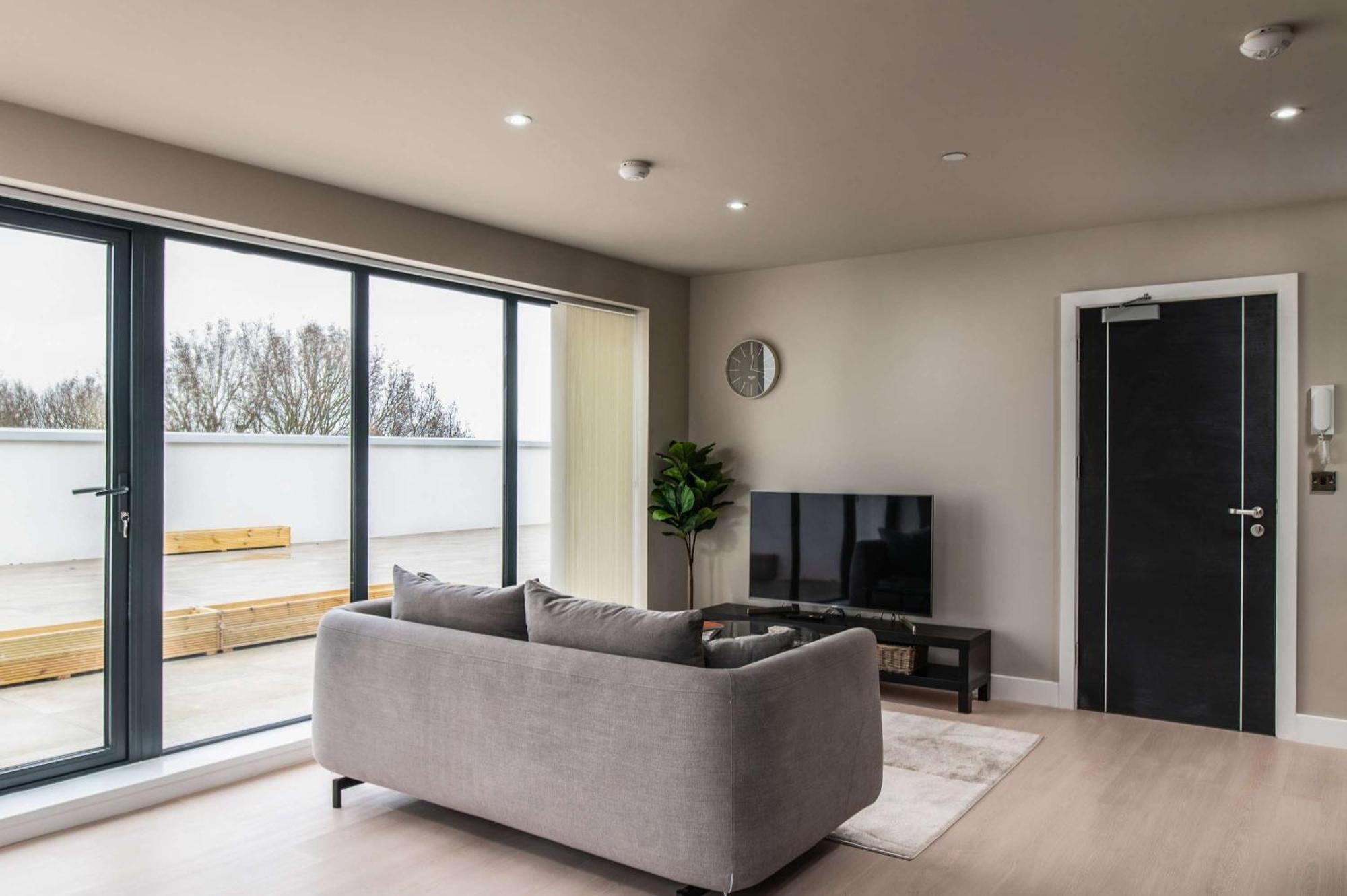 Smart 1 Bed In W Roof Terrace * Birmingham