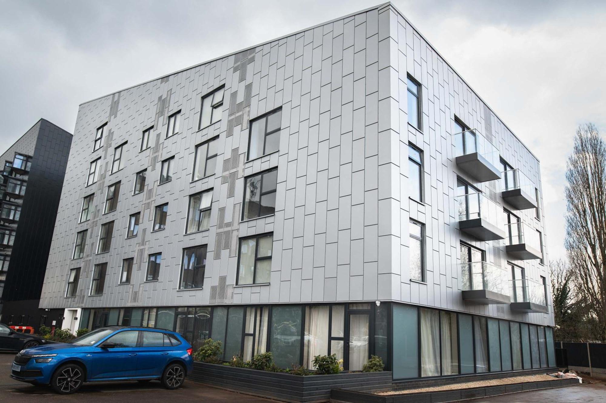 Smart 1 Bed In W Roof Terrace * Birmingham