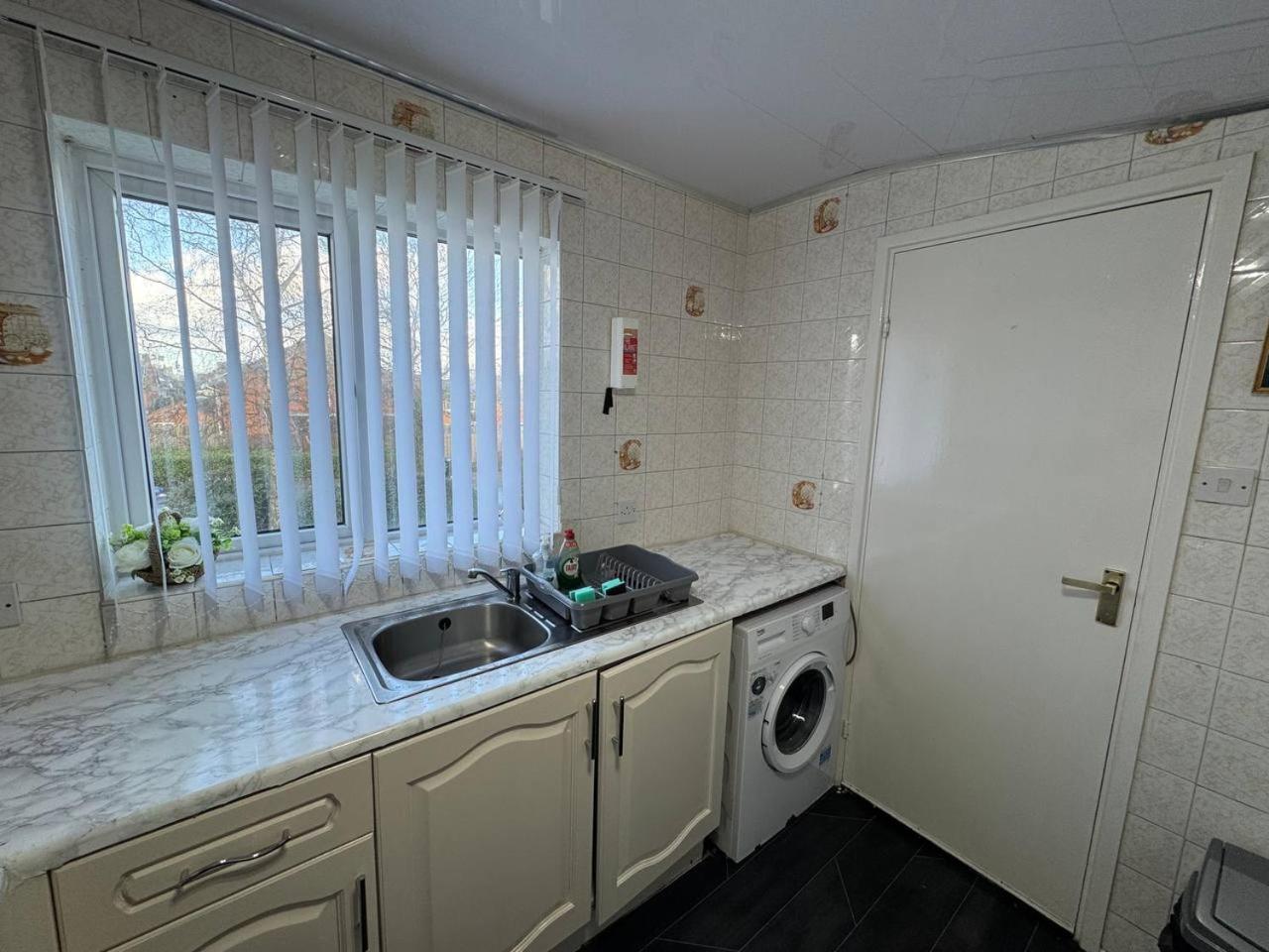 Apartment Peculiar 2-bedrooms