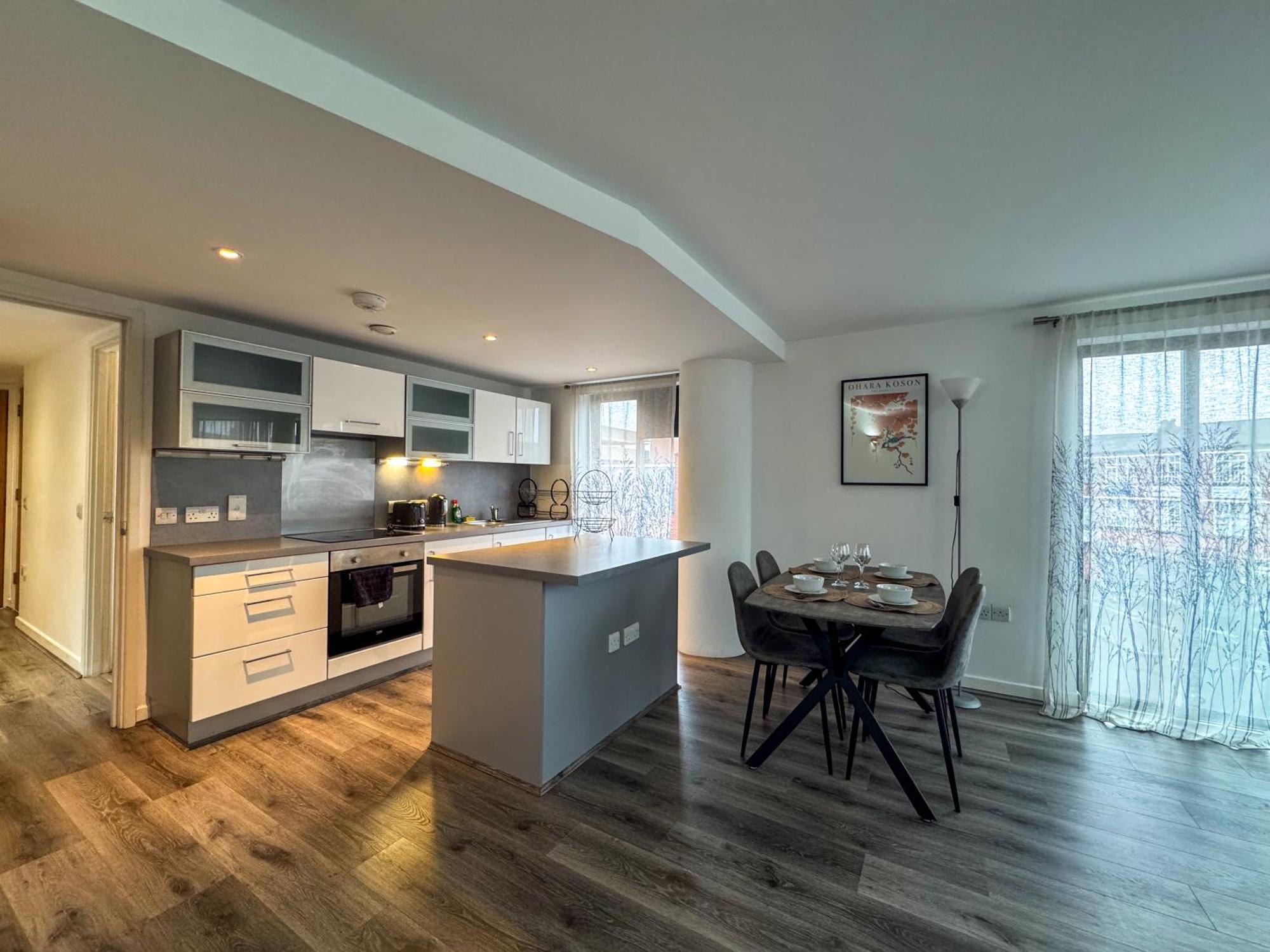 J Quarter 2br - Free Parking - One Apartment Birmingham
