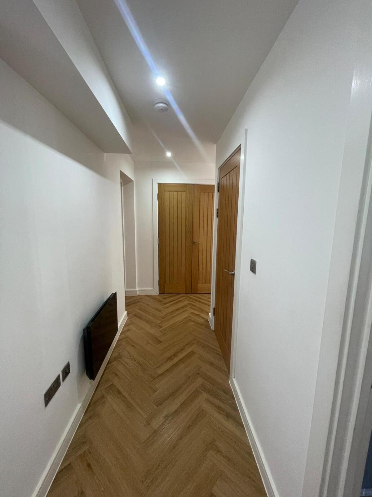 Apartment 2 Bedroom Centre Apartment! *