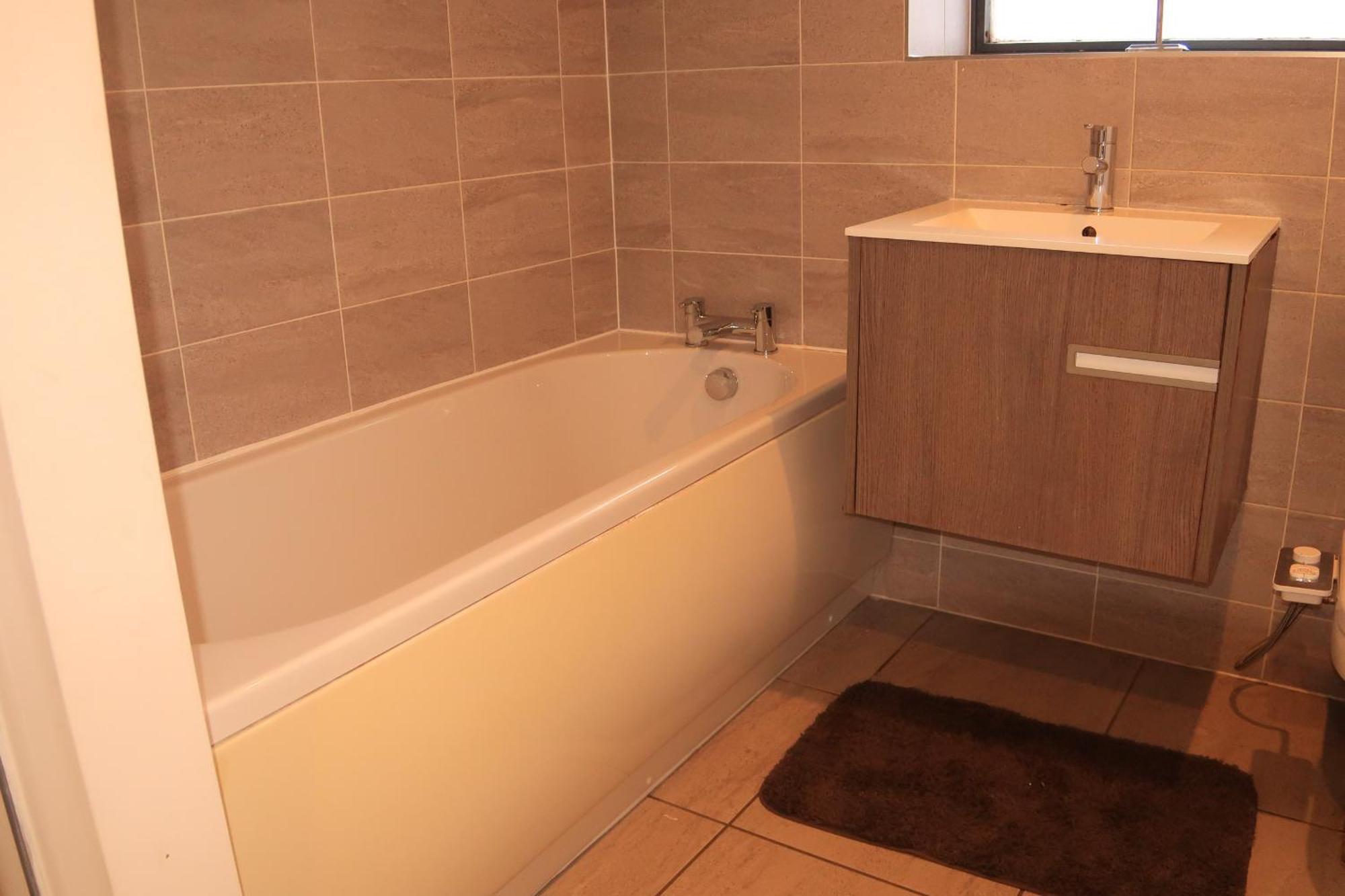 Stylish Centre Apartment, 24-7 Secure Access And Free Wifi