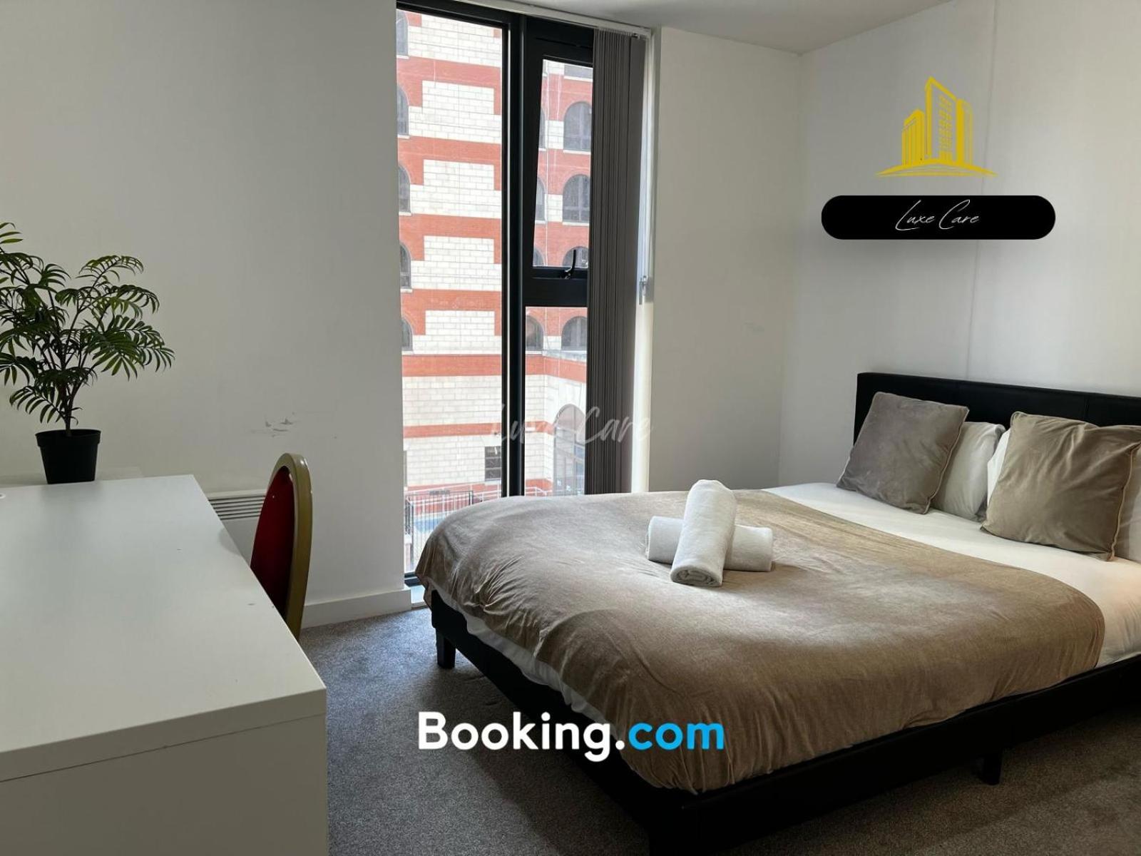 Last-minute Specials L Book It Now L Sleeps Up To 4 L 2 Bed 2 Bath - Gym - Prime Location L Jvt Short Lets Apartment *