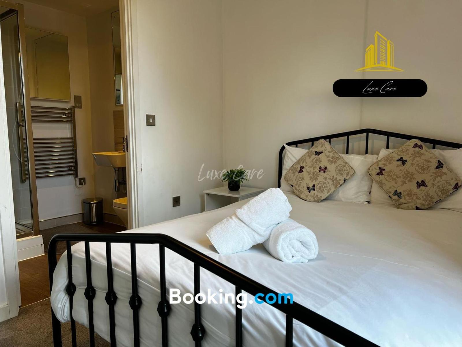 Apartment Last-minute Specials L Book It Now L Sleeps Up To 4 L 2 Bed 2 Bath - Gym - Prime Location L Jvt Short Lets *