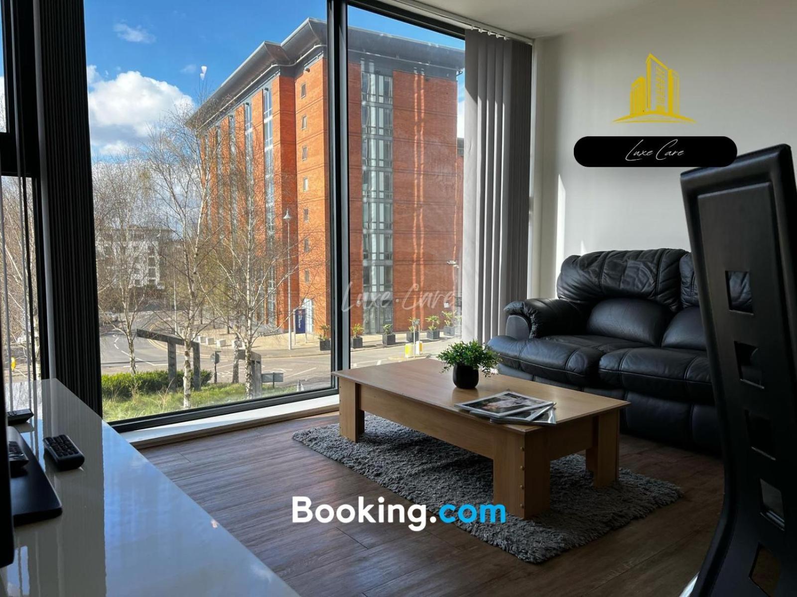 Last-minute Specials L Book It Now L Sleeps Up To 4 L 2 Bed 2 Bath - Gym - Prime Location L Jvt Short Lets Apartment Birmingham