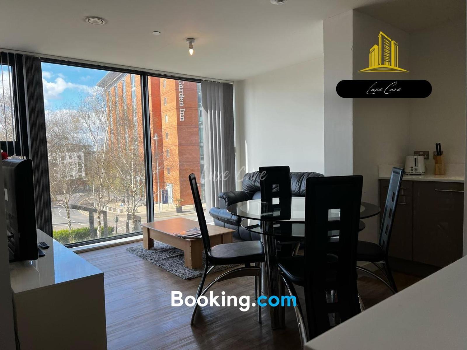 Last-minute Specials L Book It Now L Sleeps Up To 4 L 2 Bed 2 Bath - Gym - Prime Location L Jvt Short Lets Apartment