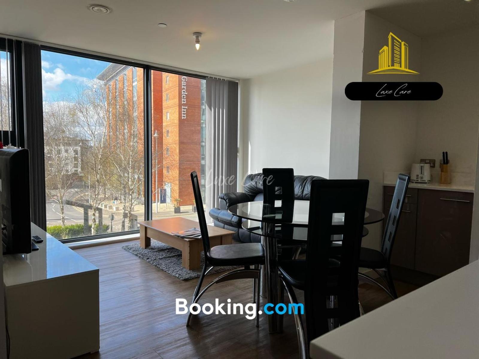 Apartment Last-minute Specials L Book It Now L Sleeps Up To 4 L 2 Bed 2 Bath - Gym - Prime Location L Jvt Short Lets *