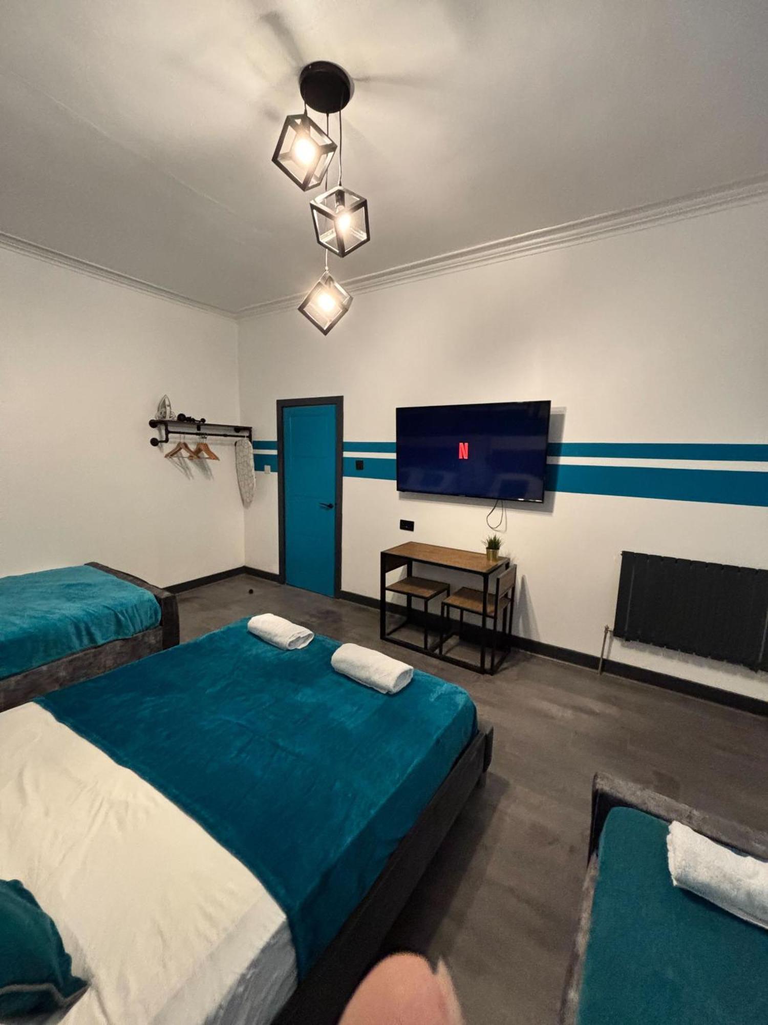 Tudors Esuites Two Bedroom Apartment *