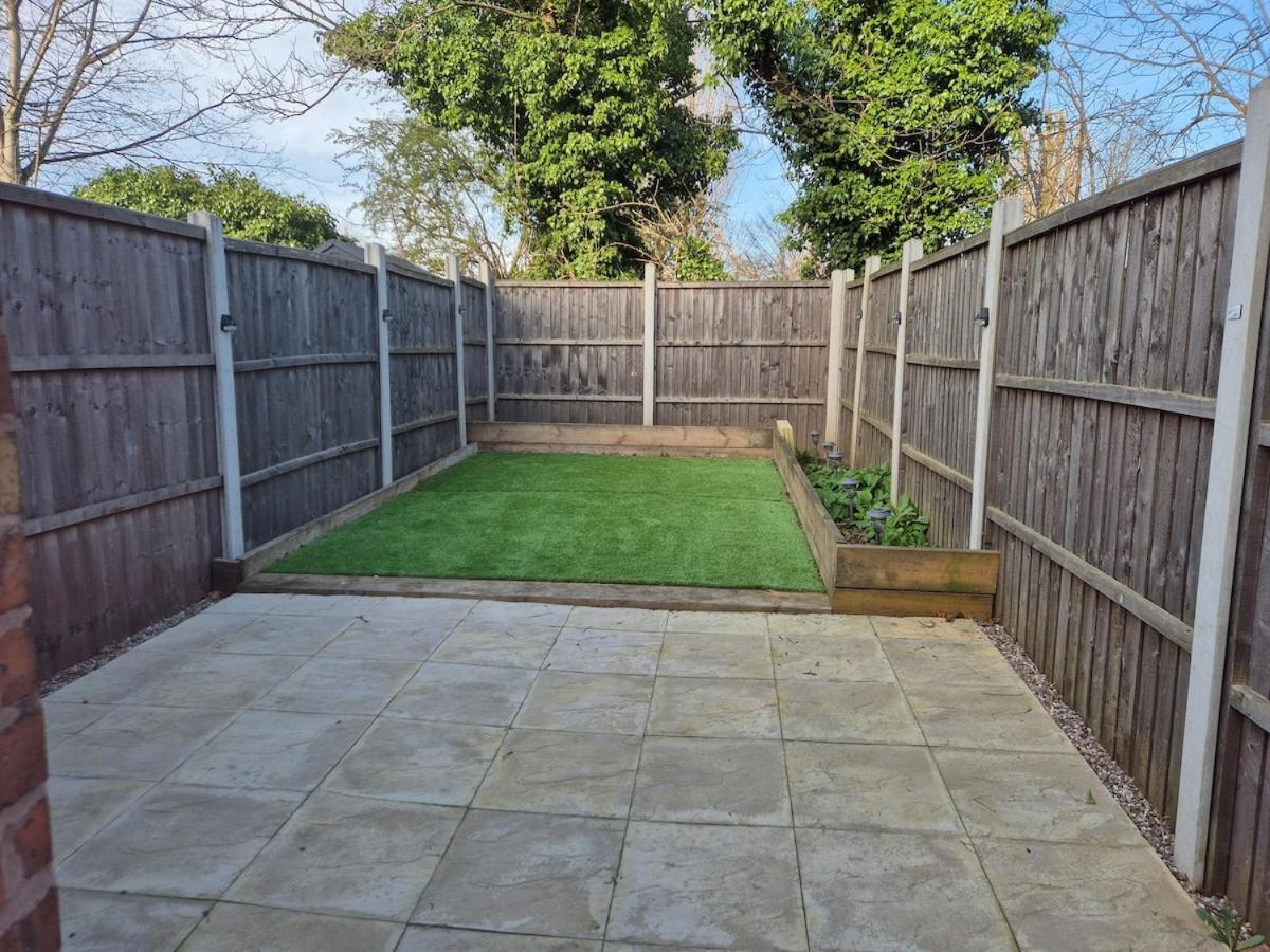 Bright Near Heartlands Hosp, Nec & Airport *