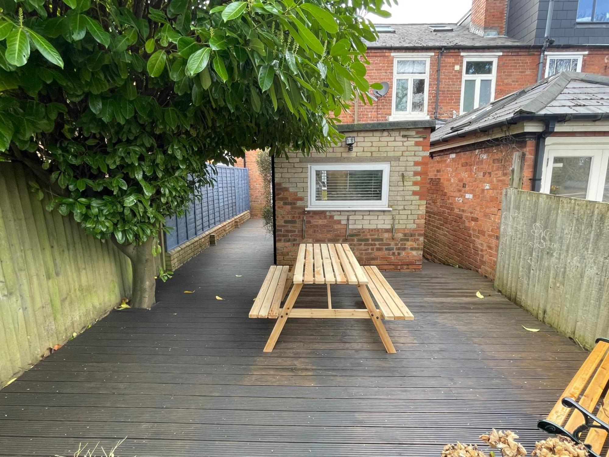 Holiday home Familyfriendly - Sleeps6 - Privateparking - Garden *