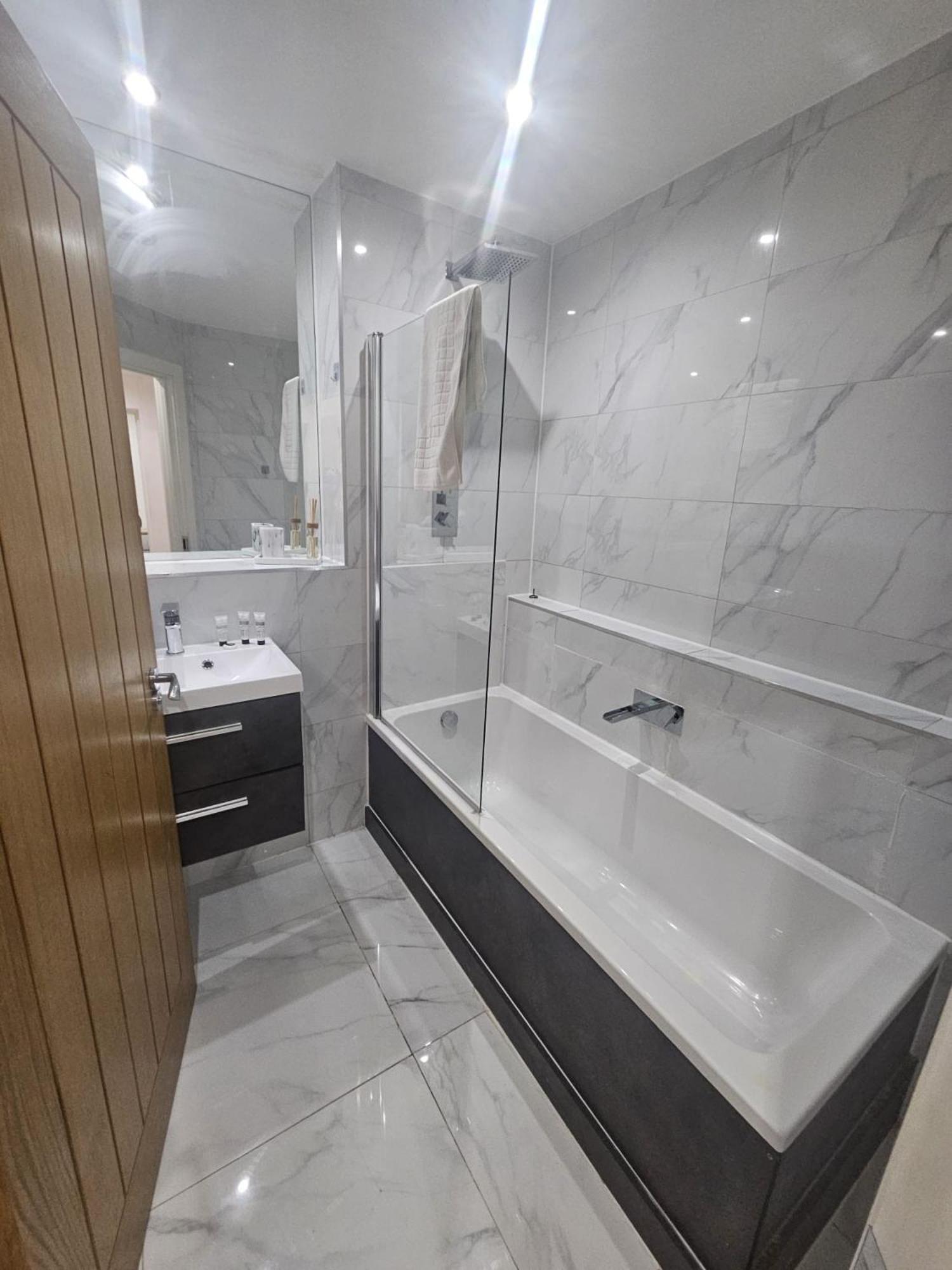 Apartment 2 Bedroom Centre Apartment! Birmingham