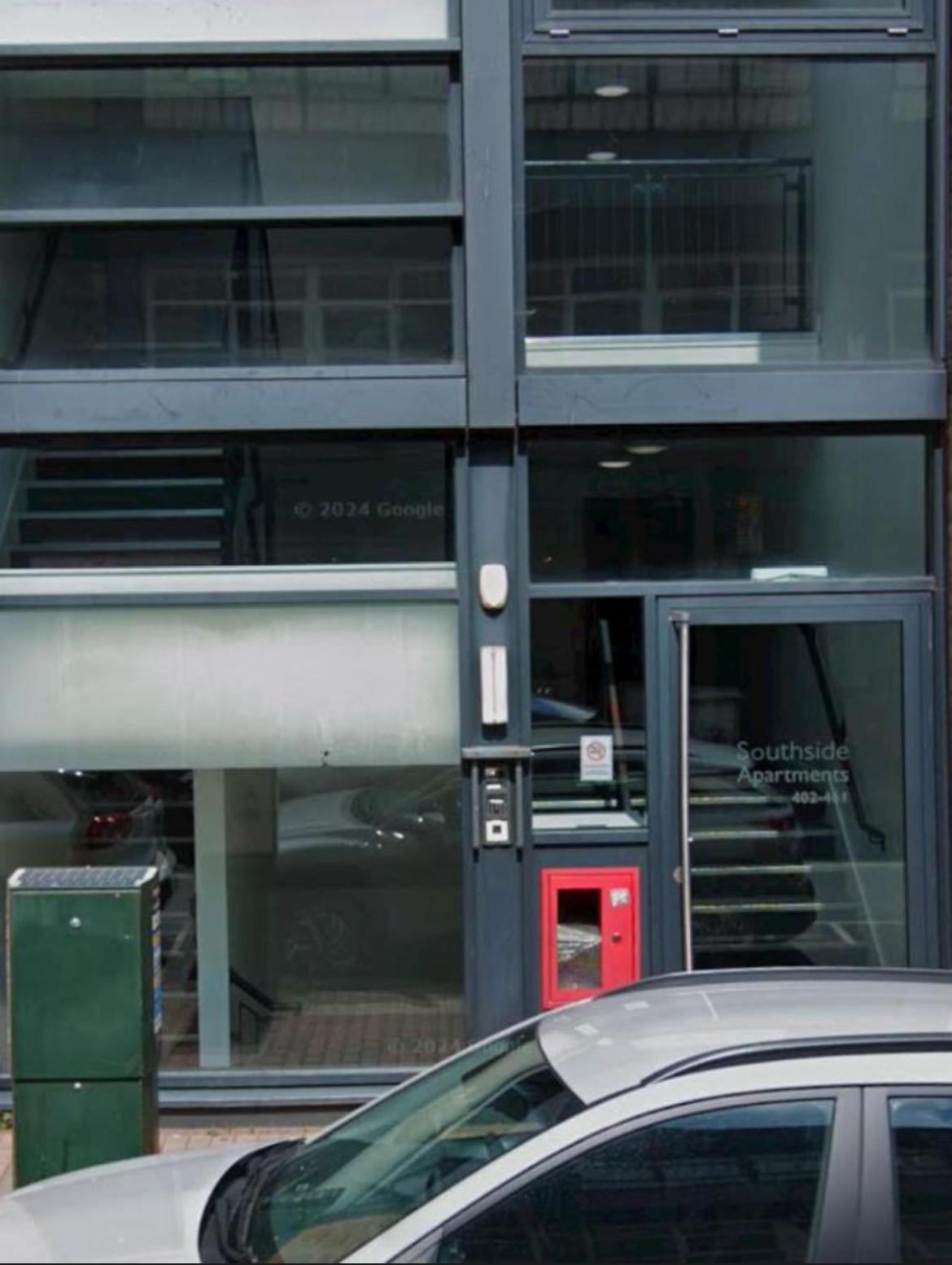Cosy Arcadian Centre - Free Parking Apartment *