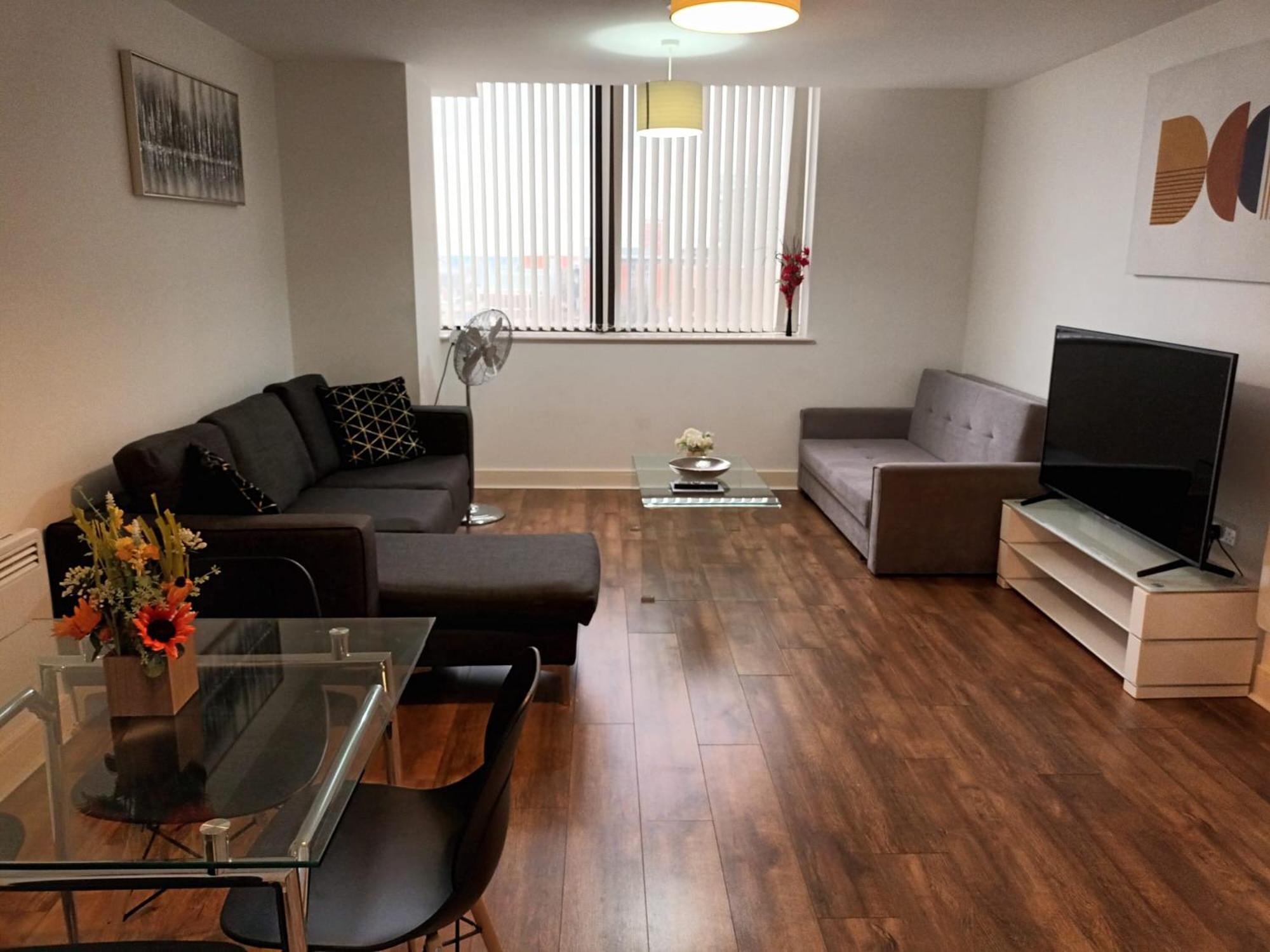 - Broad Street Apartment