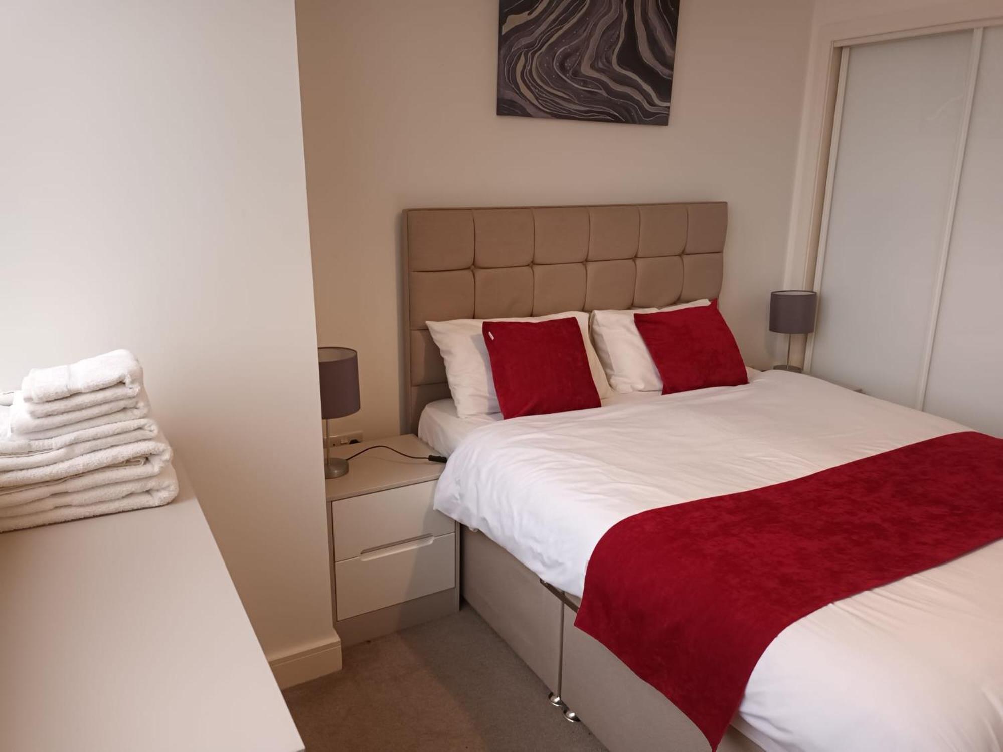 - Broad Street Apartment *